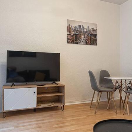 Blue Chili 23 - Modern, Zentral, Mit Balkon Lägenhet Magdeburg Exteriör bild